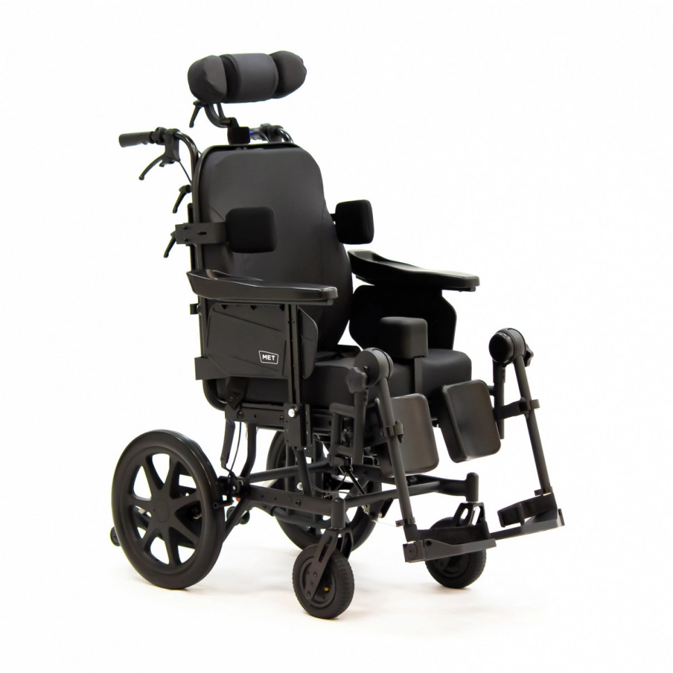 Кресло-коляска механическая MET ECLIPSE B оснащена абдуктором Кресло-коляска механическая MET ECLIPSE B оснащена абдуктором